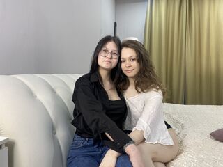 AnnisAndKeeley Live dildo cam