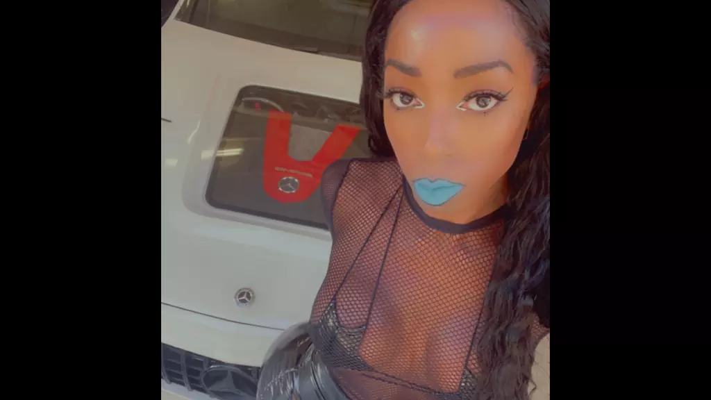 Show privé avec MonicaLewin