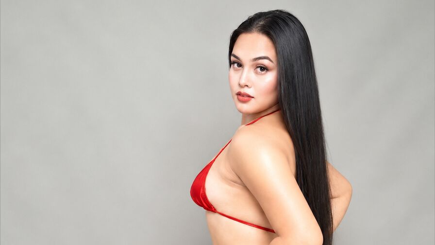 Watch BelaClaire live on Free Webcamz
