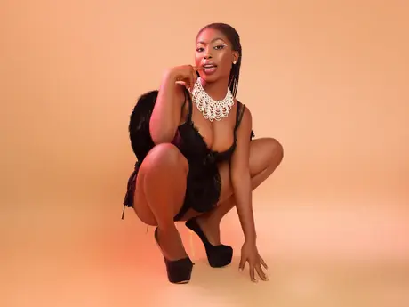 Chat with NoaZara