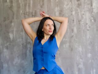 naked chatroom AmandaMilson