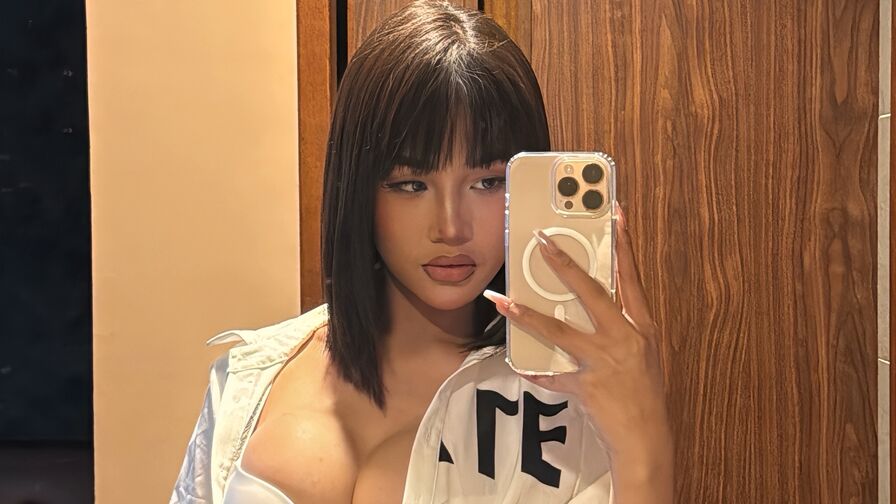 SachiJade's live cam