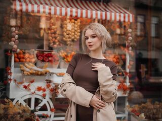 free video chat adult NaomiLoys