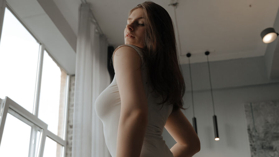 Watch AudreyEvance live on Free Webcamz