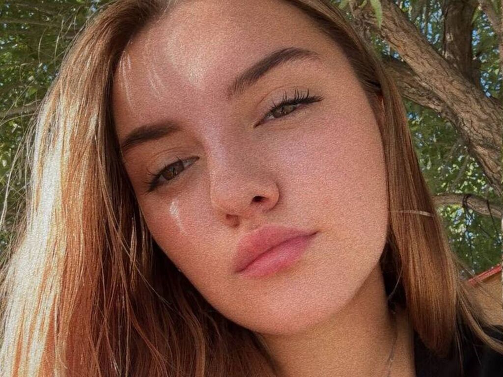 JosefaMulneix Nude