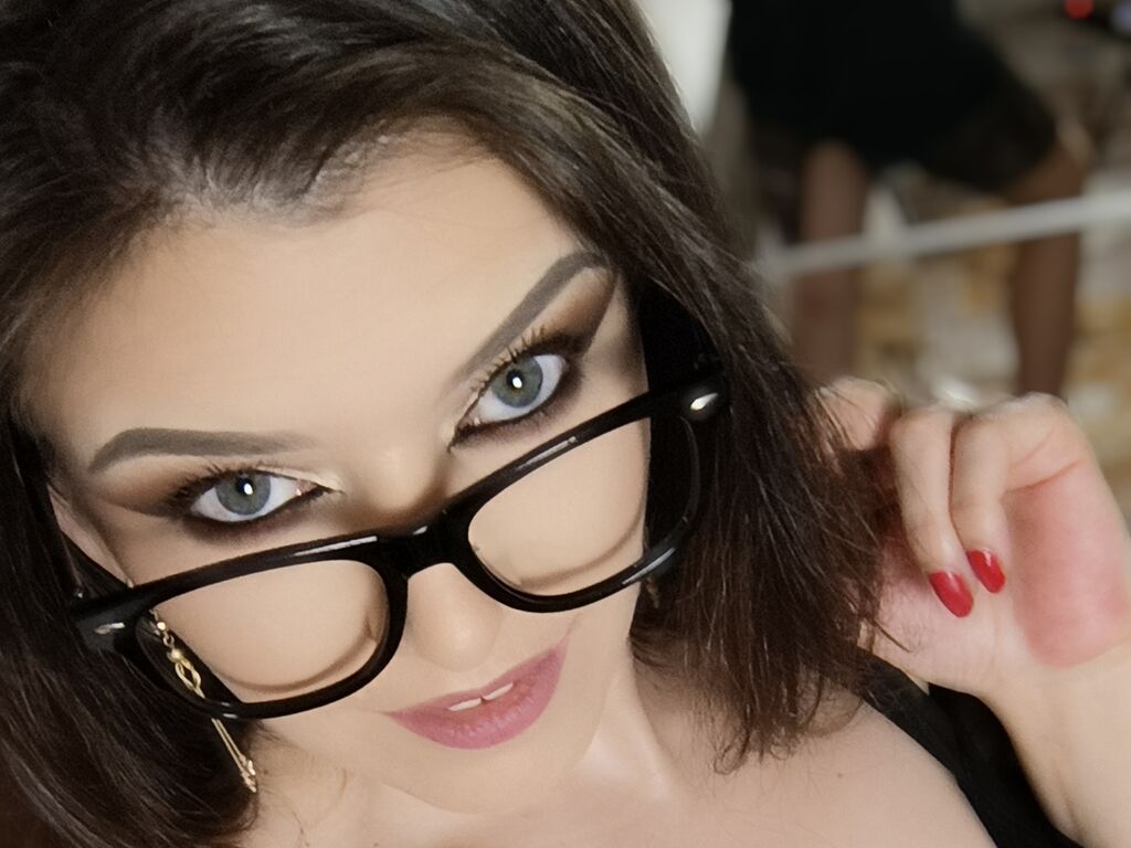 KataleyaEva Profile Image