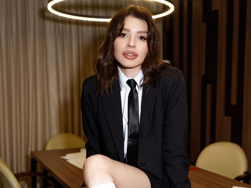 RinaLowe Profile Photo