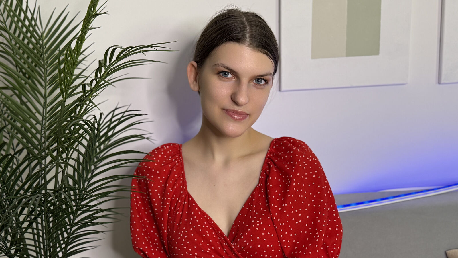 AnnaThorne erotic portrait