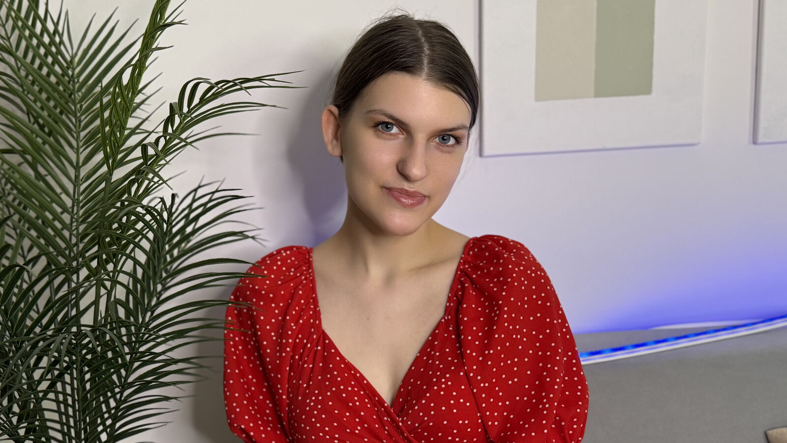 AnnaThorne glamour portrait