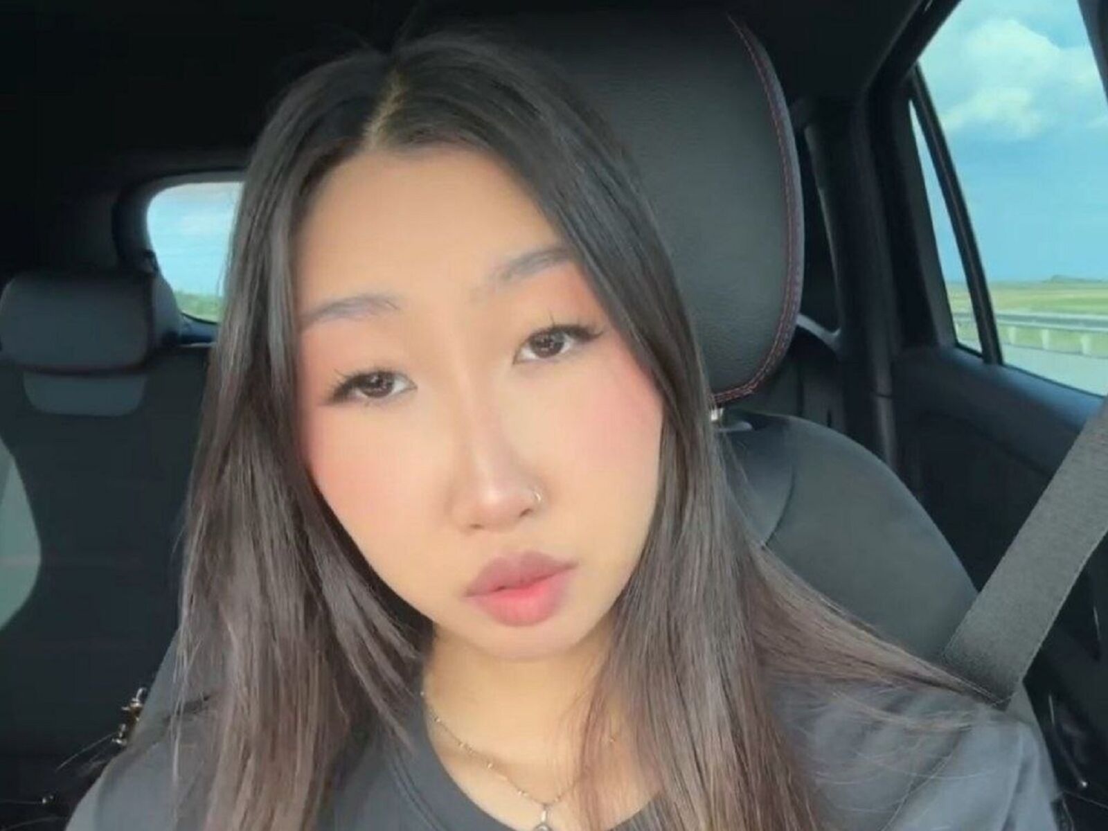 Live cam for MarcellBuggy