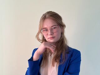 random adult cam chat GuinevereAlder