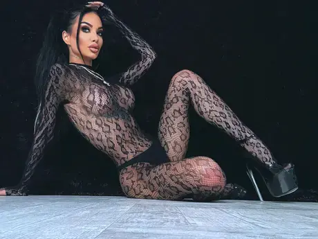 Chat with MoniqueSpelll