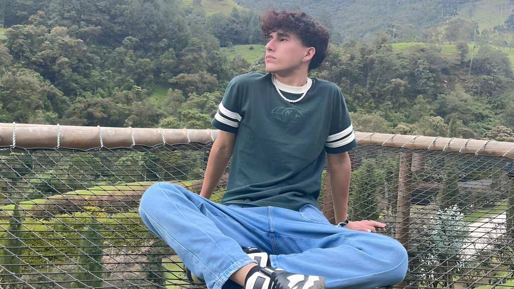 FelipeArias cover