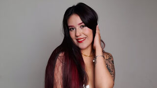 AilynCrus Live Webcam on LiveJasmin