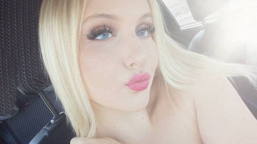 Watch SixtaCola live on Amateur Porn