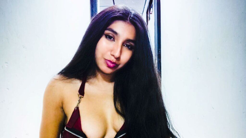 Sex chat gratuit in direct cu CindyTara pe LiveJasmin