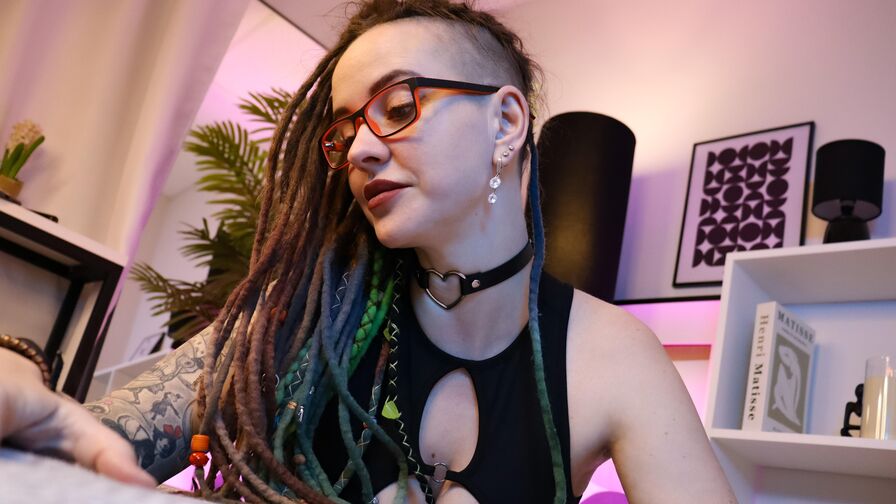 Engage with LisaArias Live