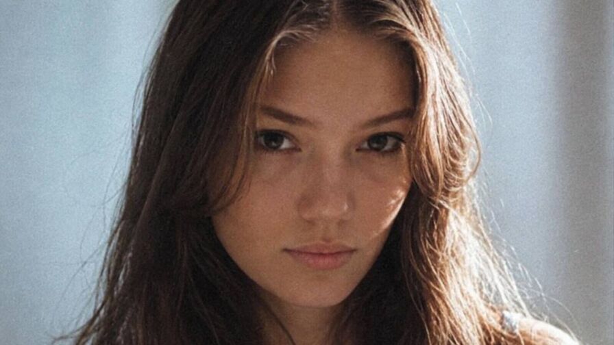 GabrielSwan – Female | She Tabe