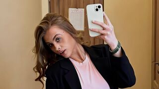 SharriLangolf Live Webcam on LiveJasmin