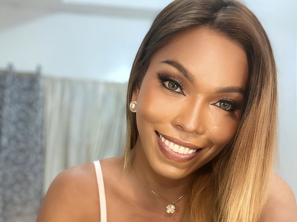 AliyahFarrah webcam show