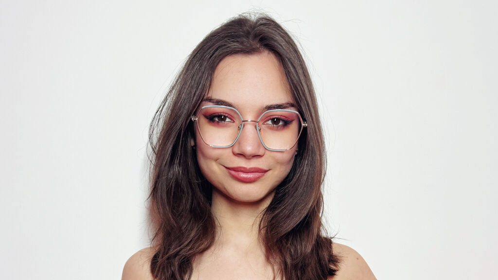 MiaEhan cover
