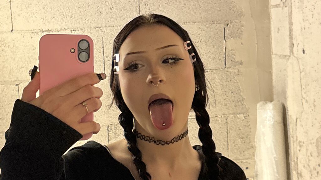 KattyIvy Live Cam on LiveJasmin