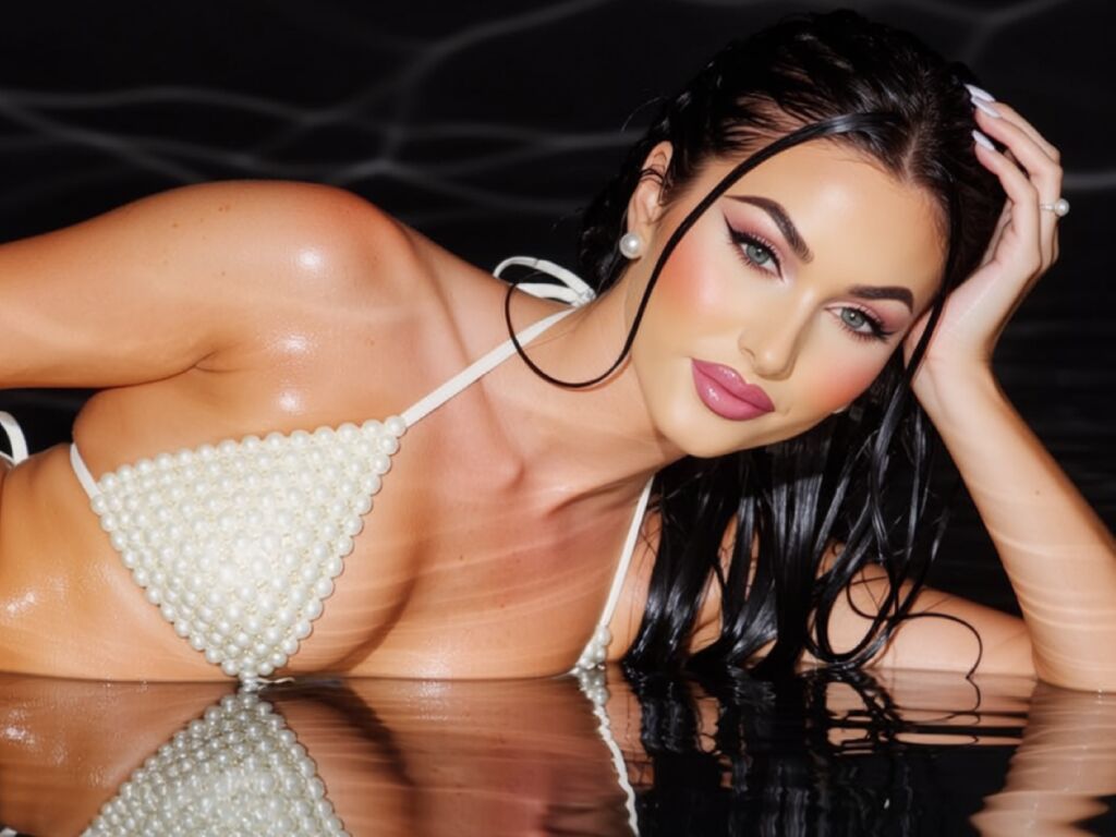 EveKlein Profile Image