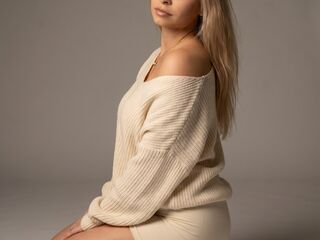EmmaRobertson EmmaRobertson