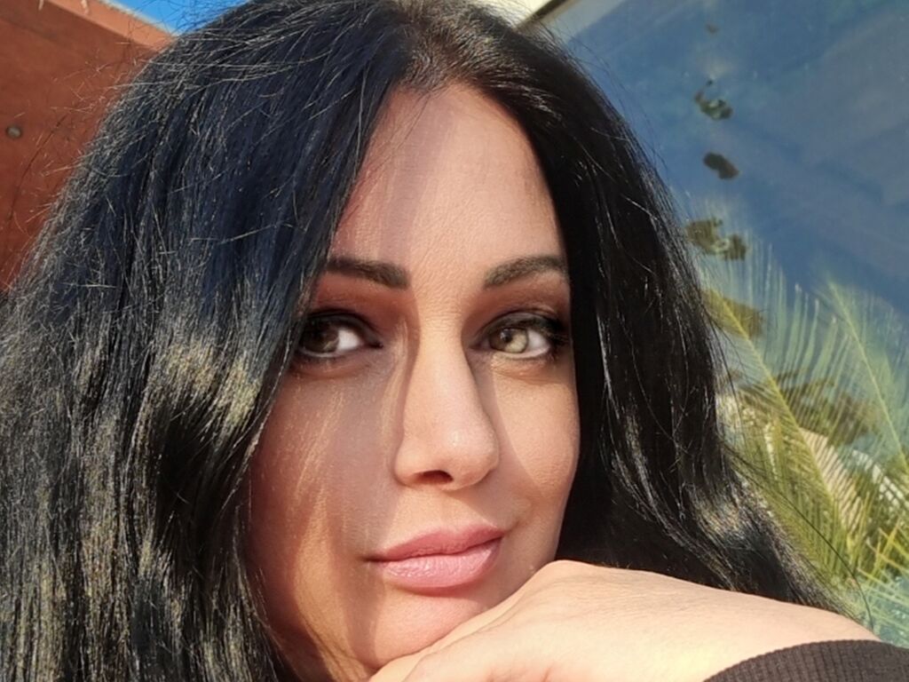 LorenaReed adult cam girl thumbnail