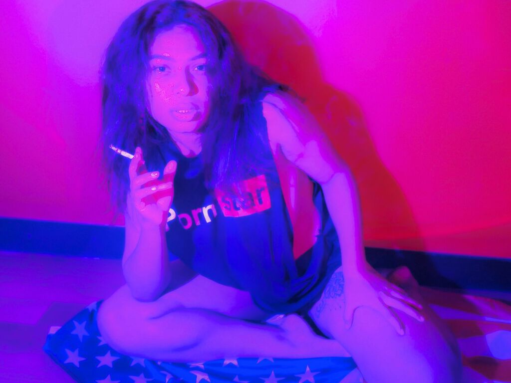 NaomiTylers Nude