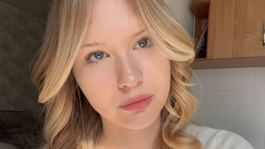 Watch NanceyMonteverde live on cam at LiveJasmin