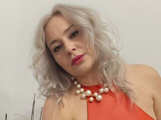 EmilyLoowe Live cam models UK