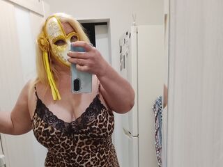 VIVO.webcam LenaNiss (41) MILF with big breasts