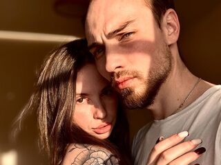 LizaandKevin webcam model