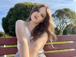 EssyMilton Private cam chat