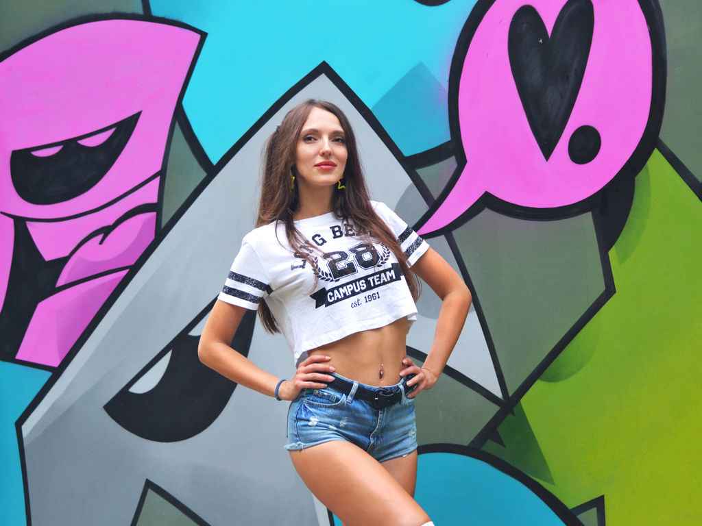 SofiaNeal – webcam model profile photo