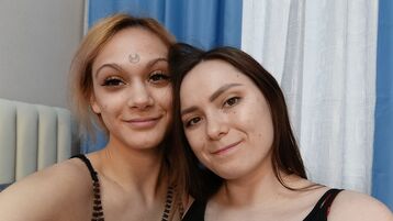 SilviaAndDarel webcam show