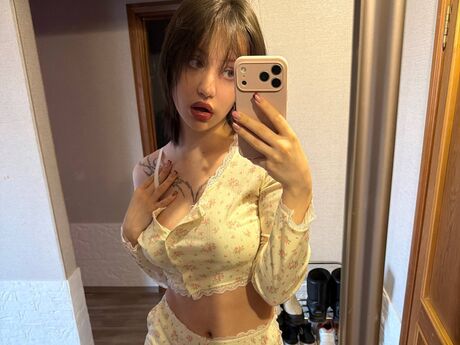 Chat with AlexaSparkle