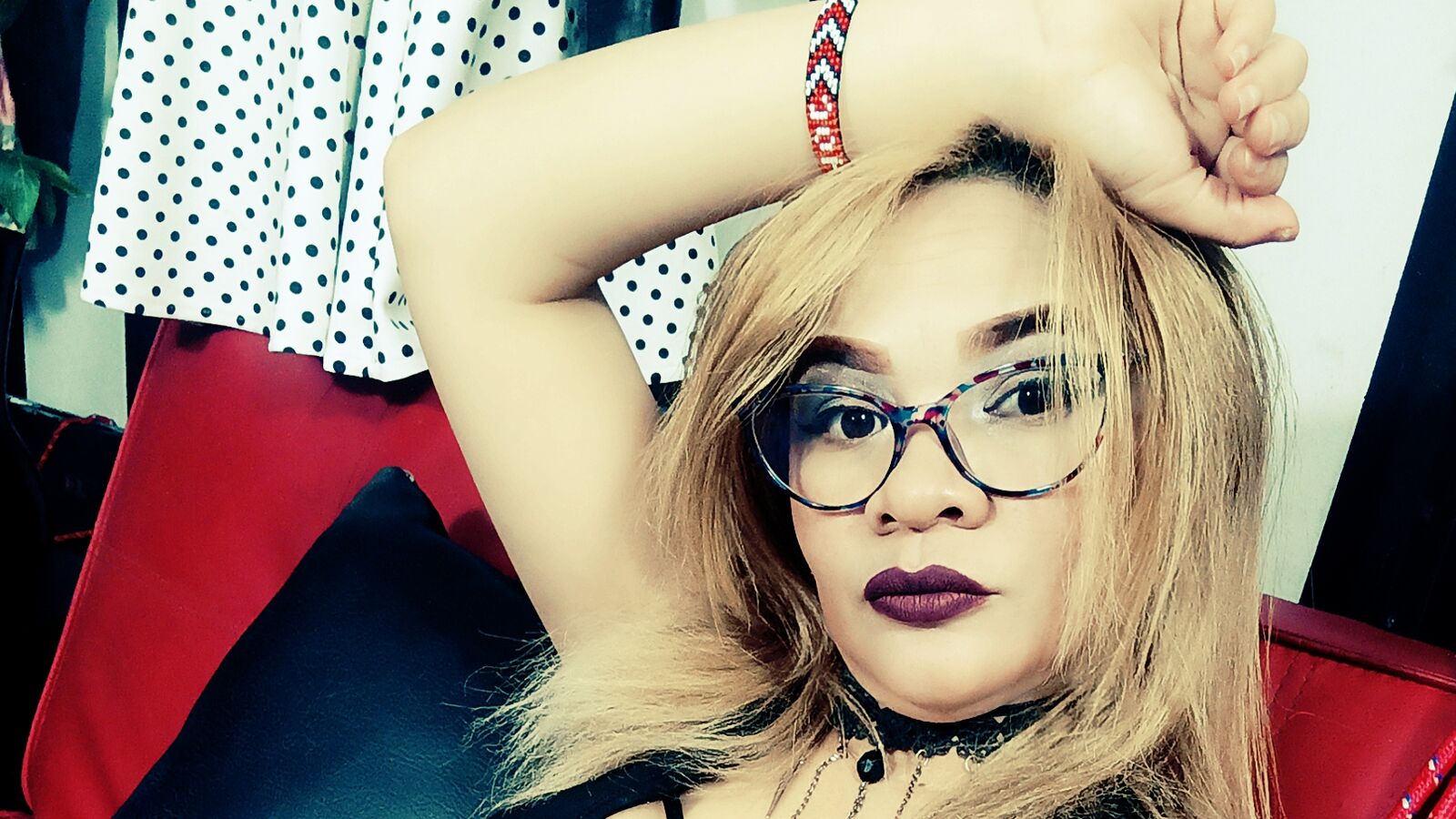 BoltonSarah erotic portrait
