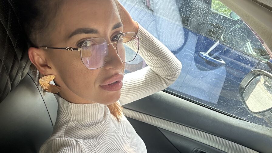 Watch LissaVet live on Free Webcamz