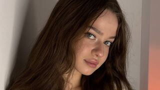 Free Nude KatrinaEvance