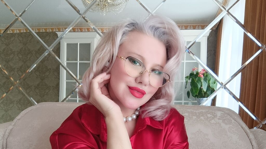Live Chat with ElenaCmit on LiveJasmin