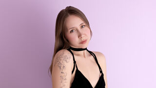 Free Nude LeyaSirena
