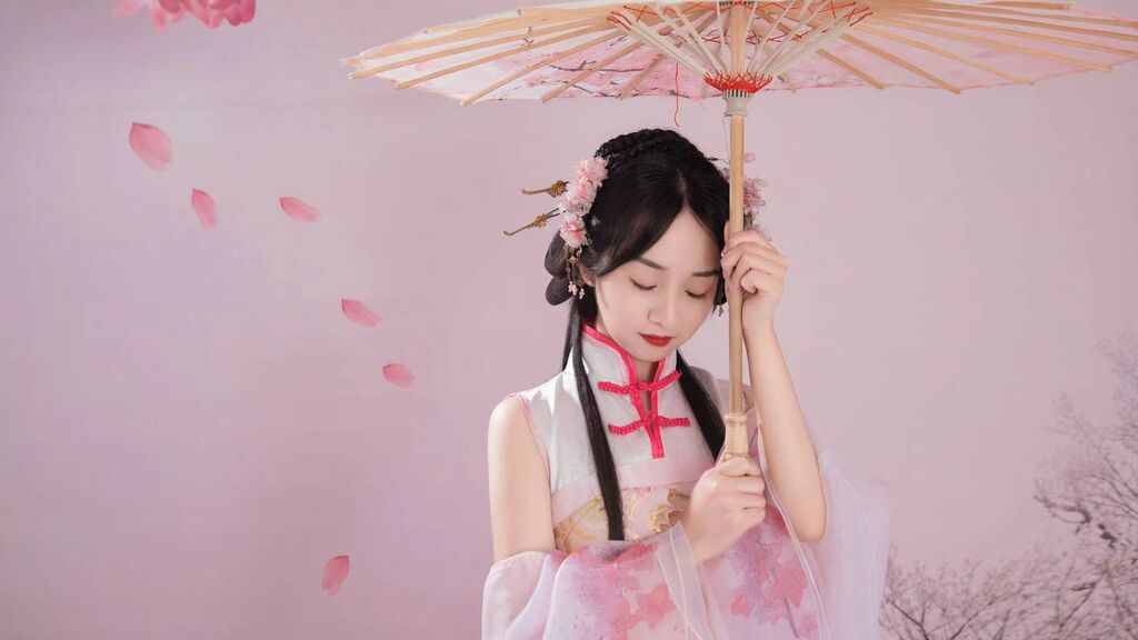  online at GirlsOfJasmin