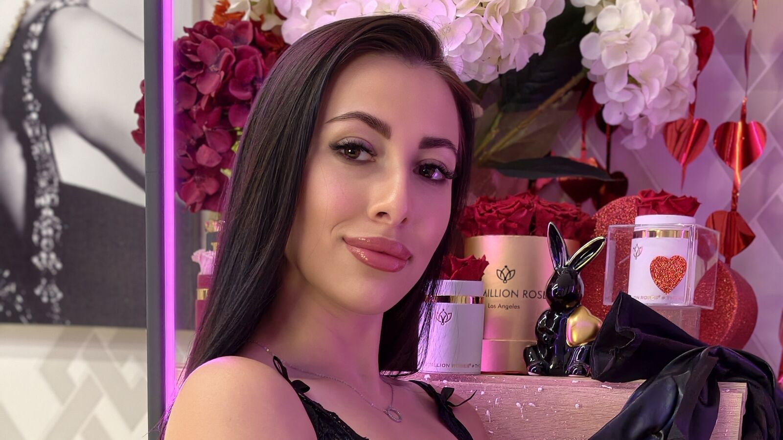 LilyBonnet erotic portrait