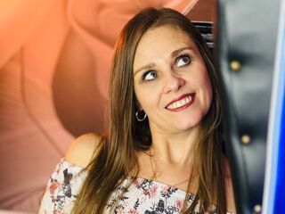 online chatting EmiliaBedy