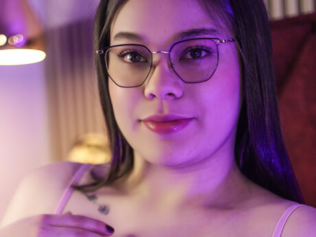 Chat with IvyBloom