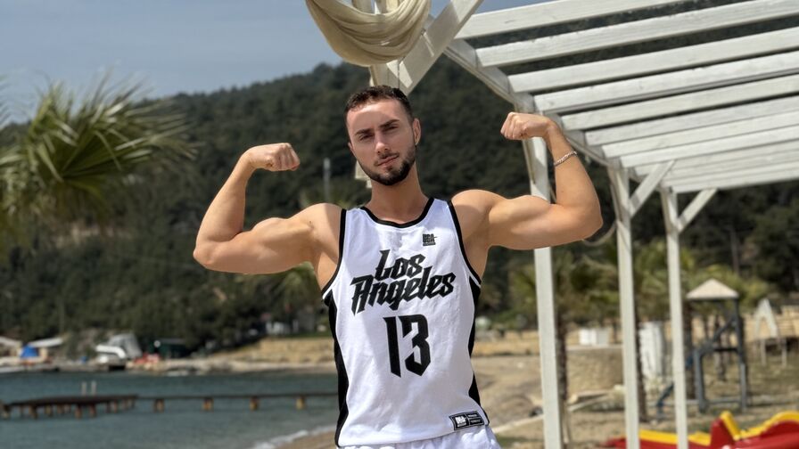 Watch RyanStorm live on Cuties