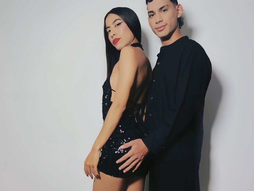 HannandAron Nude