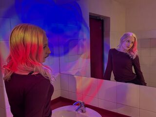 chatting online LucilleWiste